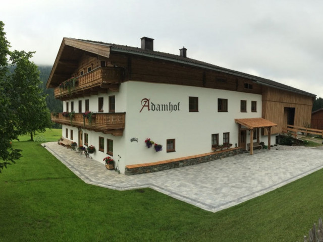 Adamhof